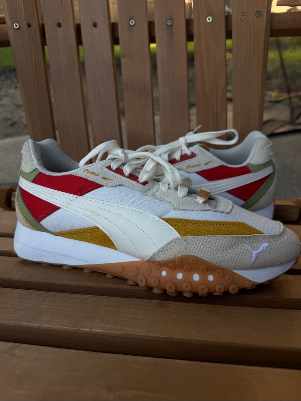 Puma Men's Blktop Rider Preppy Warm White/Archive Gold/Club Red Sneakers Sz 10US